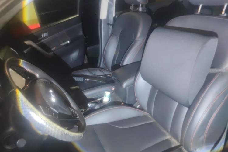 Used Haval H6 2015 Sport Edition 1.5T Automatic Two-Wheel Drive Luxury Model Left Front Seat