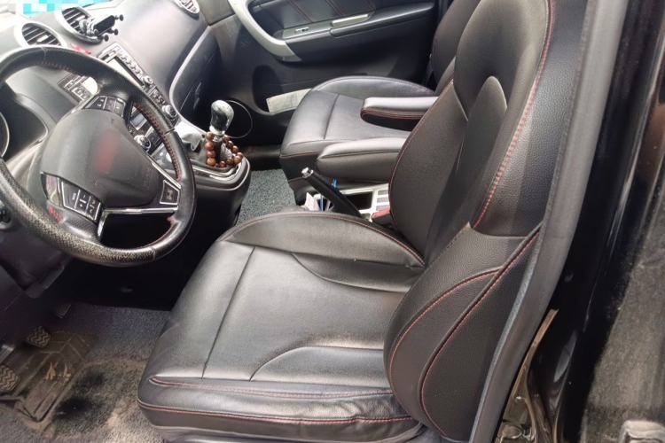 Used Haval H6 2015 Upgraded Model 1.5T Manual Two-Wheel Drive Elite Version Left Front Seat