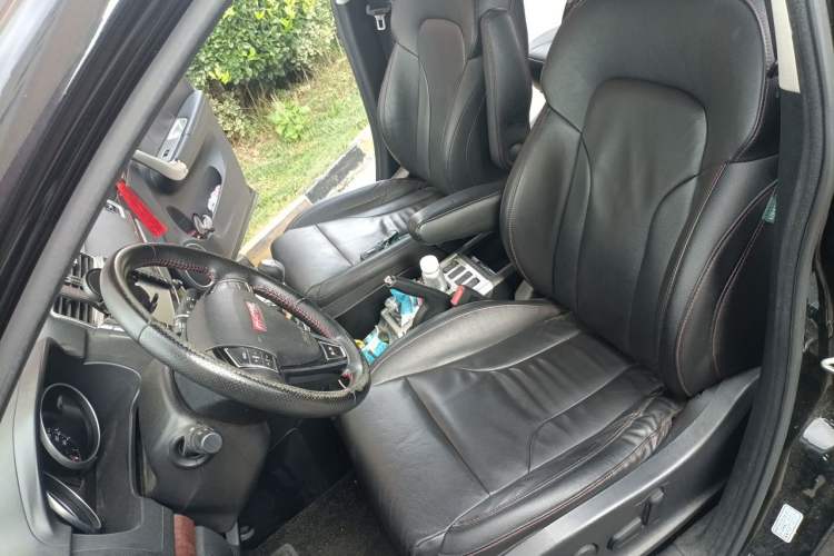 Used Haval H6 2015 Sport Edition 1.5T Manual Two-Wheel Drive Elite Model Left Front Seat