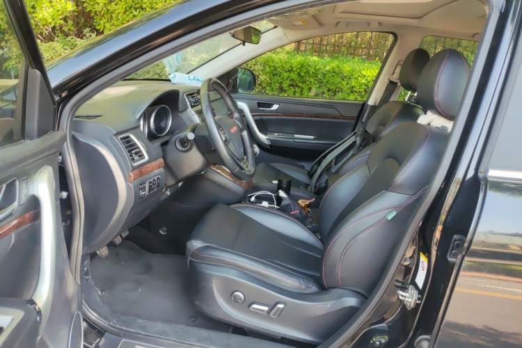 Used Haval H6 2015 Revised Version Sport Edition 1.5T Manual Transmission Two-Wheel Drive Elite Grade Left Front Seat