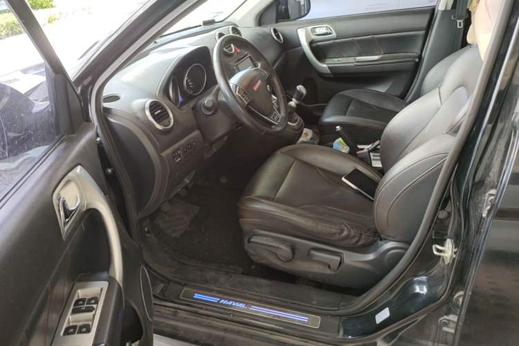 Used Haval H6 2015 Upgraded Model 1.5T Manual Two-Wheel Drive Elite Version Left Front Seat