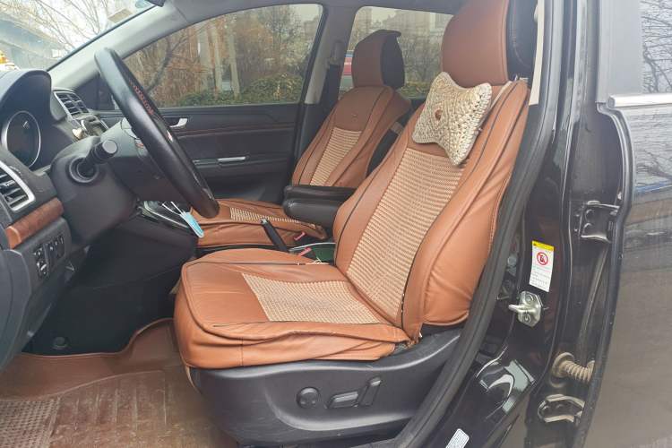 Used Haval H6 2015 Sport Edition 1.5T Manual Two-Wheel Drive Elite Model Left Front Seat
