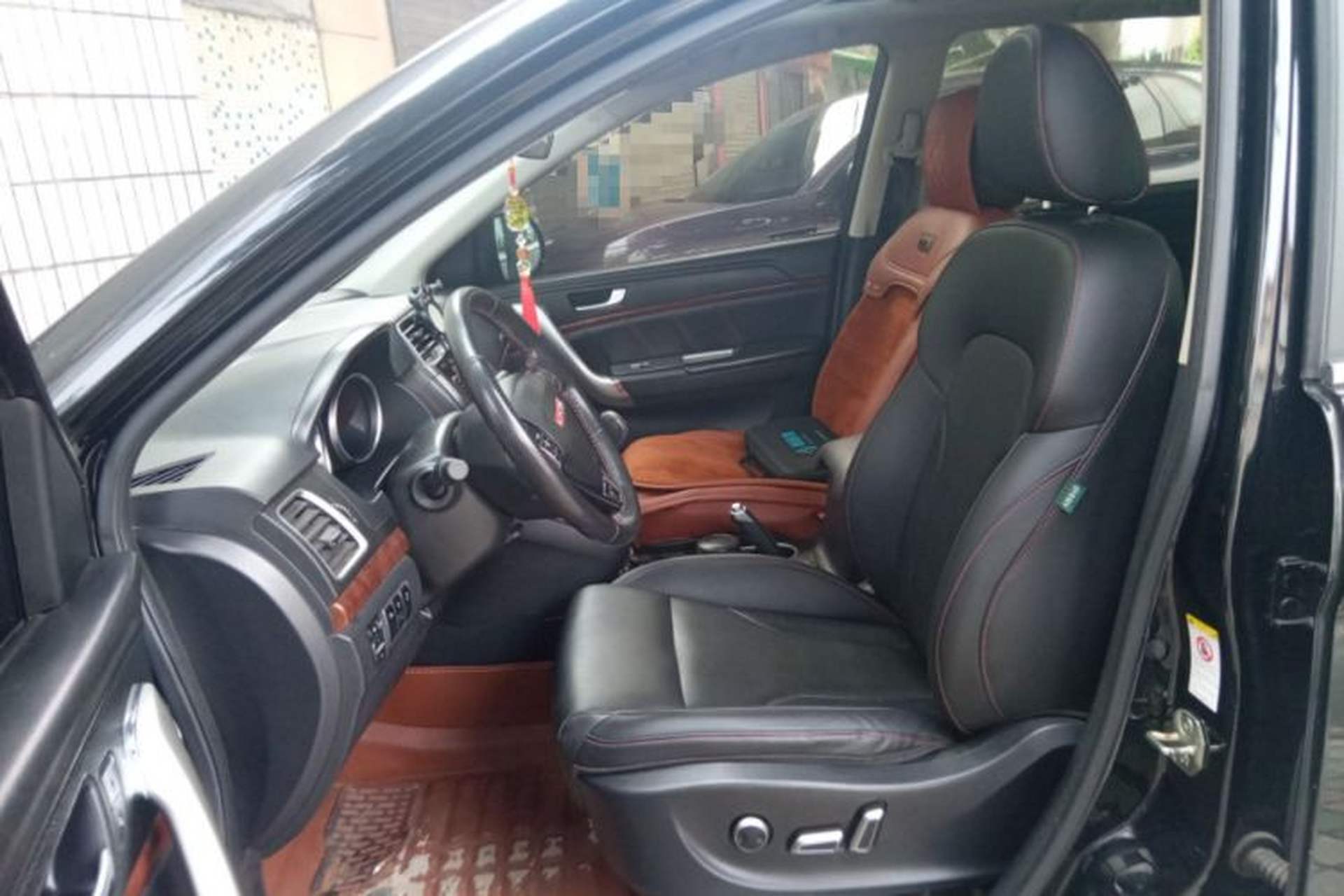 Used Haval H6 2015 Revised Version Sport Edition 1.5T Manual Transmission Two-Wheel Drive Elite Grade Left Front Seat