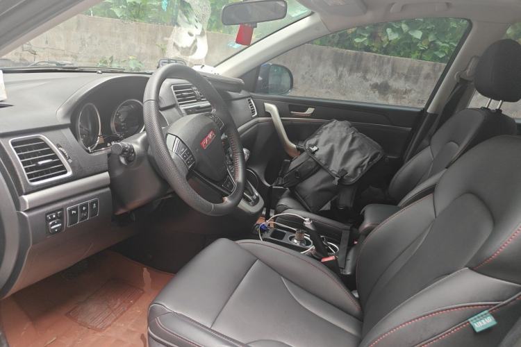 Used Haval H6 2015 Sport Edition 1.5T Automatic Two-Wheel Drive Luxury Model Left Front Seat