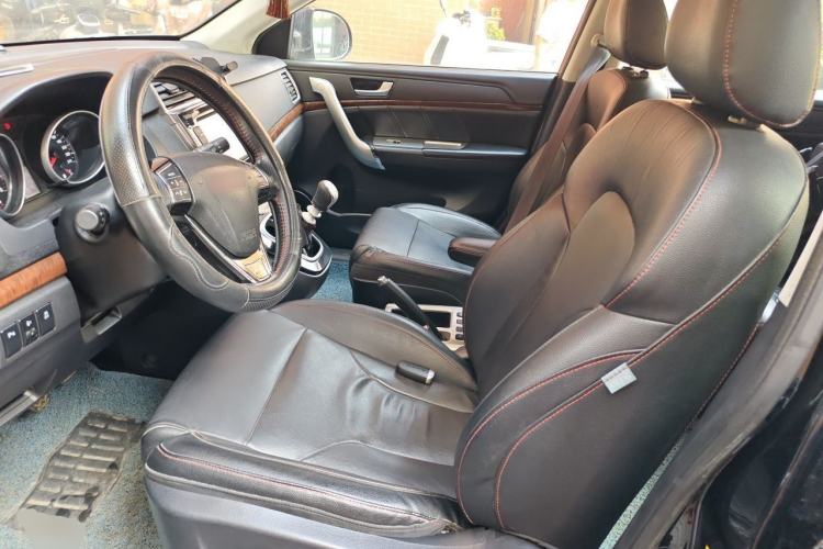 Used Haval H6 2015 Sport Edition 1.5T Manual Two-Wheel Drive Elite Model Left Front Seat