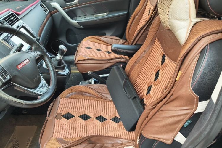 Used Haval H6 2015 Sport Edition 1.5T Manual Two-Wheel Drive Elite Model Left Front Seat