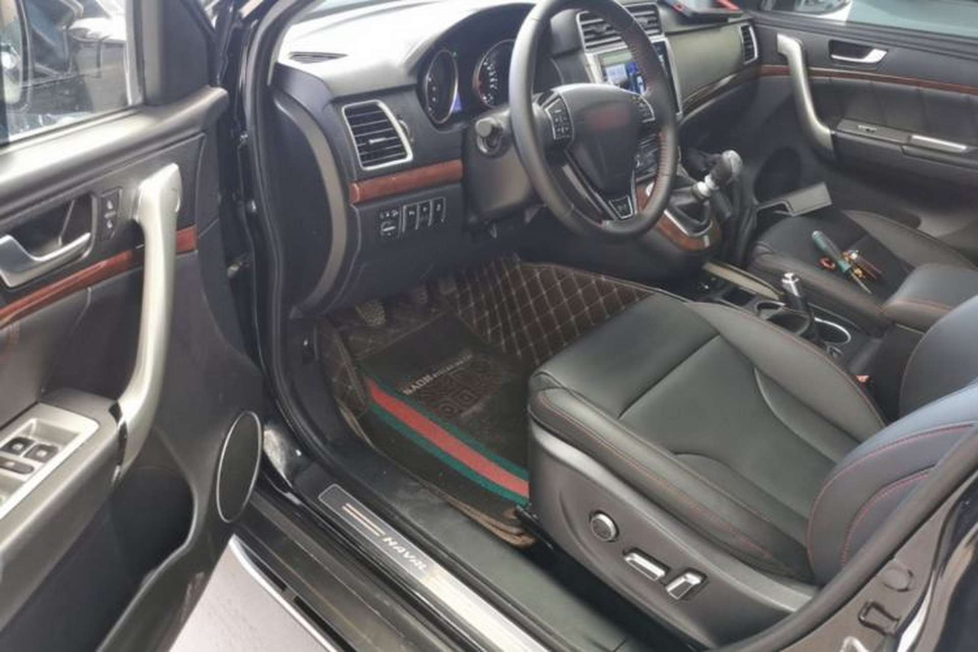 Used Haval H6 2015 Revised Version Sport Edition 1.5T Manual Transmission Two-Wheel Drive Elite Grade Left Front Seat