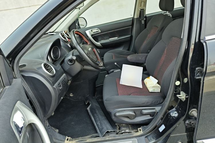 Used Haval H6 2015 Upgraded Model 1.5T Manual Two-Wheel Drive Urban Version Left Front Seat