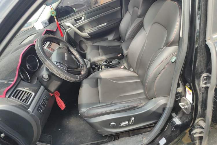Used Haval H6 2015 Sport Edition 1.5T Automatic Two-Wheel Drive Luxury Model Left Front Seat