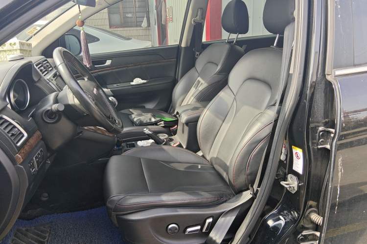 Used Haval H6 2015 Sport Edition 1.5T Manual Two-Wheel Drive Elite Model Left Front Seat