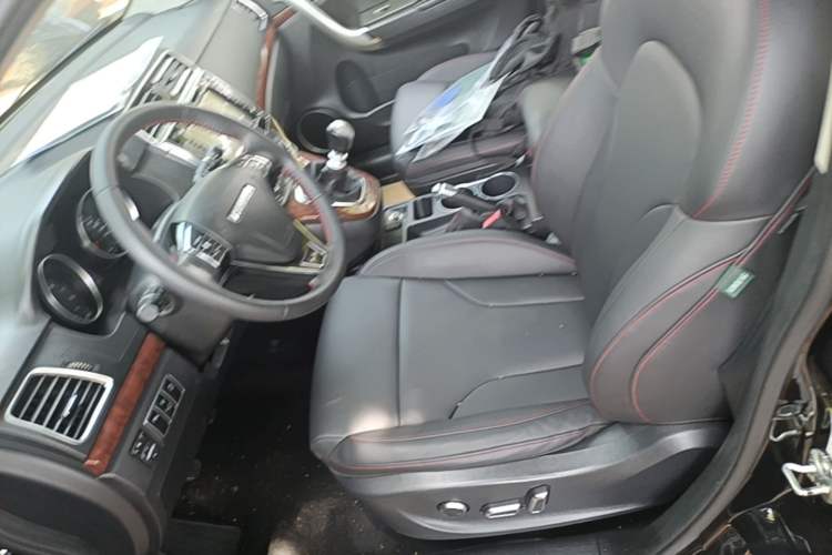Used Haval H6 2015 Revised Version Sport Edition 1.5T Manual Two-Wheel Drive Premium Trim Left Front Seat