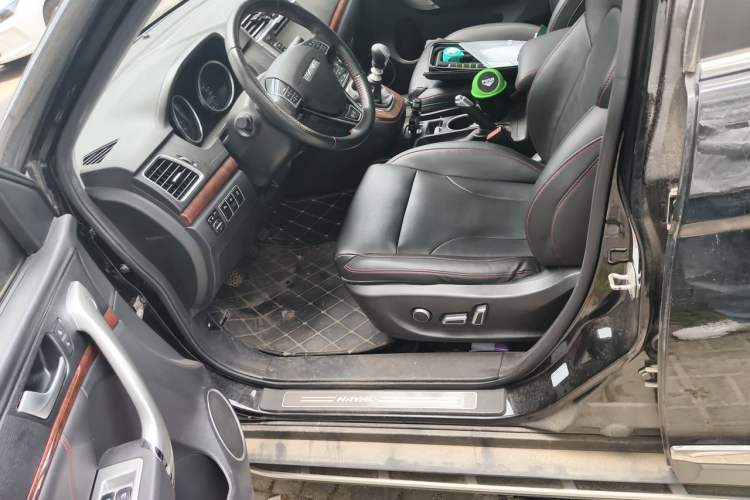 Used Haval H6 2015 Revised Version Sport Edition 1.5T Manual Transmission Two-Wheel Drive Elite Grade Left Front Seat