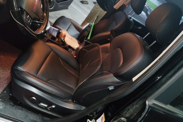 Used Haval H6 2015 Sport Edition 1.5T Automatic Two-Wheel Drive Luxury Model Left Front Seat