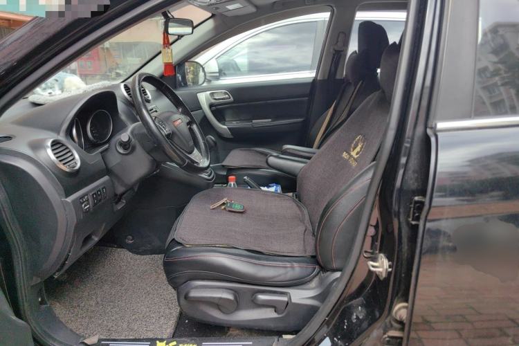 Used Haval H6 2015 Upgraded Model 1.5T Manual Two-Wheel Drive Elite Version Left Front Seat