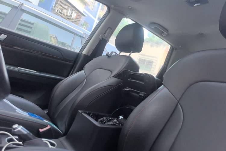 Used Haval H6 2015 Revised Version Sport Edition 1.5T Manual Transmission Two-Wheel Drive Elite Grade Left Front Seat