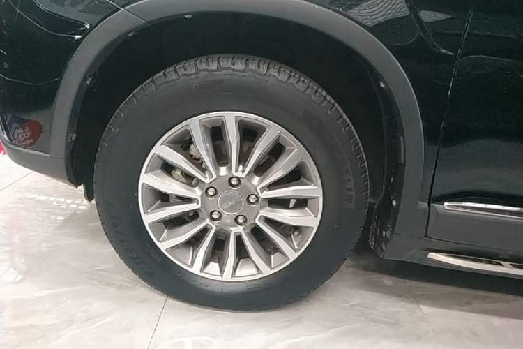 Used Haval H6 2015 Sport Edition 1.5T Automatic Two-Wheel Drive Luxury Model Left Front Wheel Hub