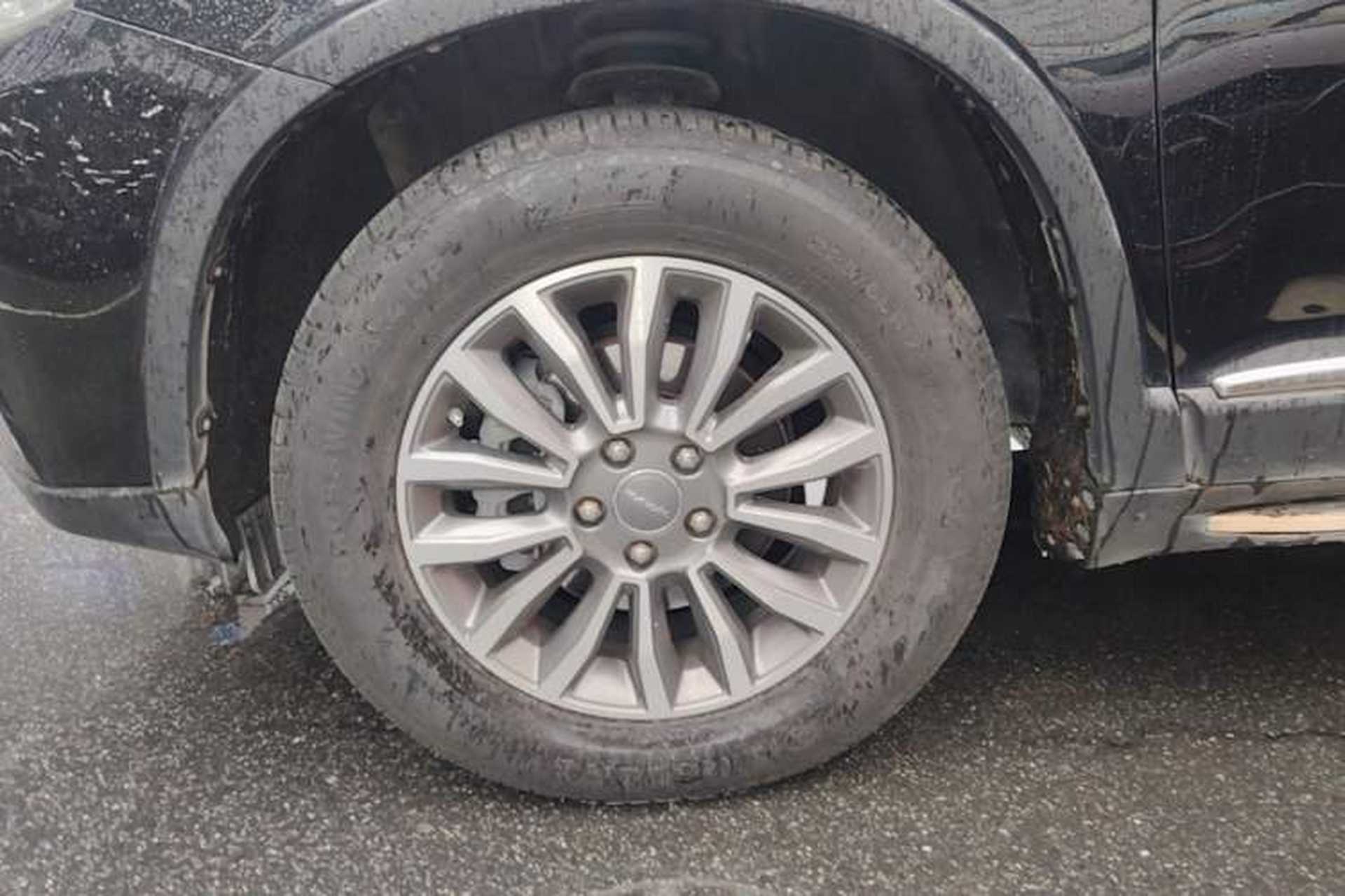 Used Haval H6 2015 Sport Edition 1.5T Automatic Two-Wheel Drive Luxury Model Left Front Wheel Hub