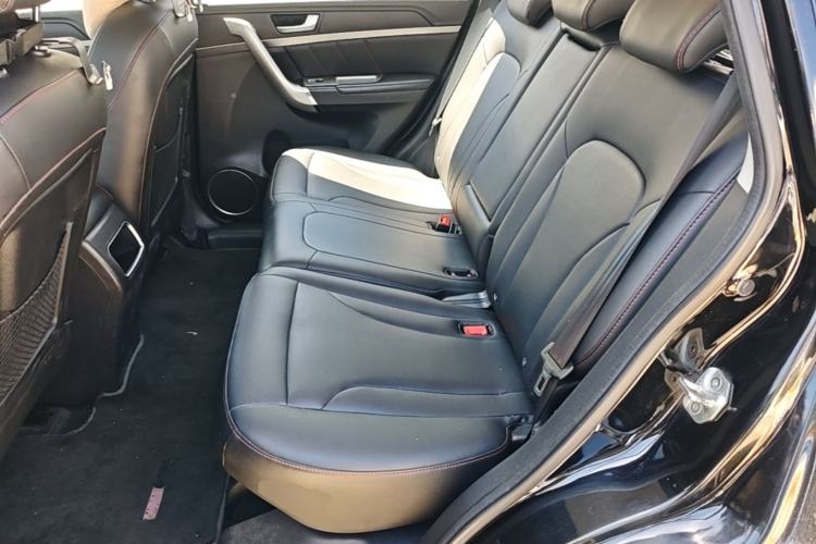 Used Haval H6 2015 Sport Edition 1.5T Automatic Two-Wheel Drive Luxury Model Left Rear Seat