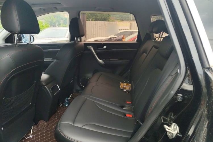 Used Haval H6 2015 Sport Edition 1.5T Automatic Two-Wheel Drive Luxury Model Left Rear Seat
