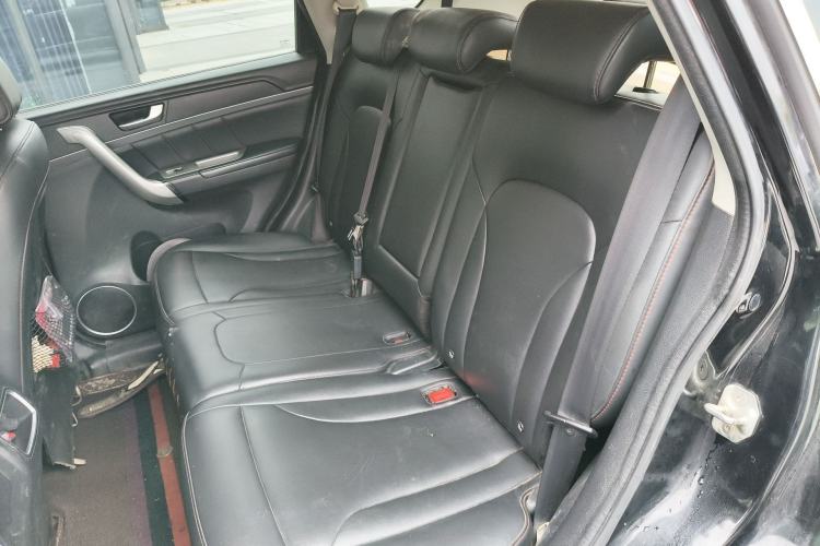 Used Haval H6 2015 Sport Edition 1.5T Automatic Two-Wheel Drive Luxury Model Left Rear Seat