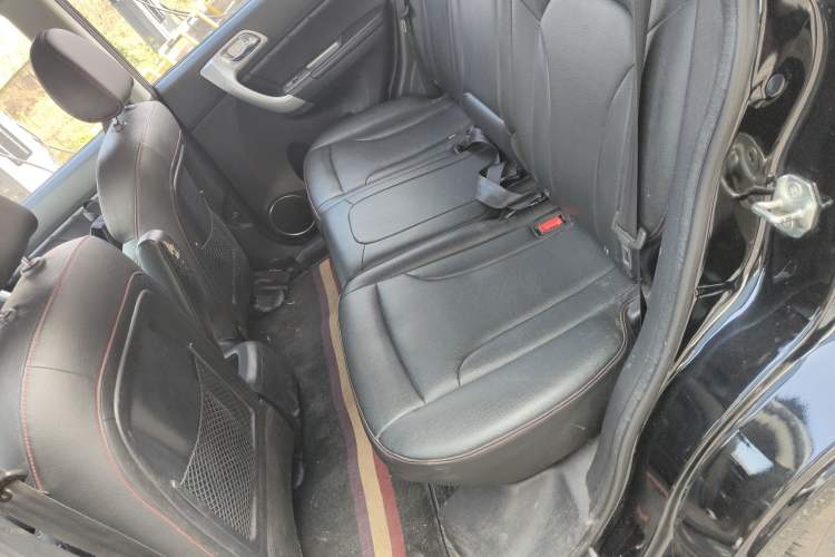 Used Haval H6 2015 Upgraded Model 1.5T Manual 4x4 Elite Version Left Rear Seat