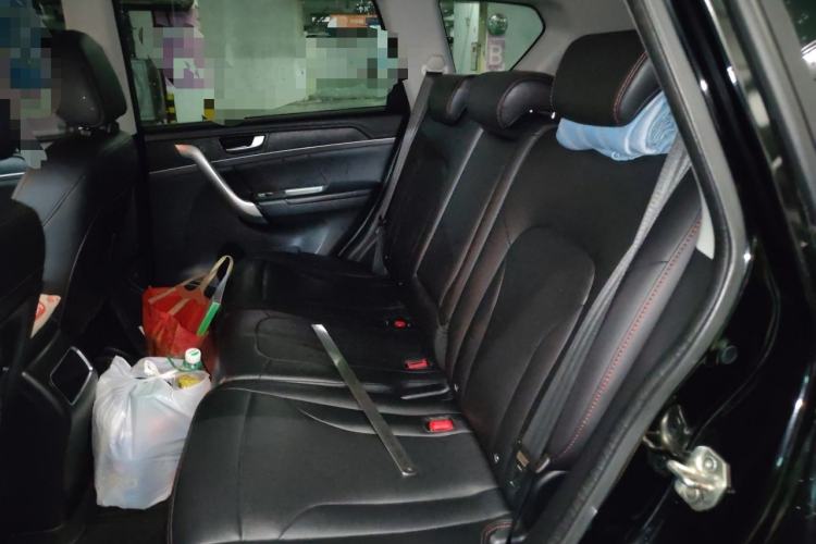 Used Haval H6 2015 Sport Edition 1.5T Automatic Two-Wheel Drive Luxury Model Left Rear Seat