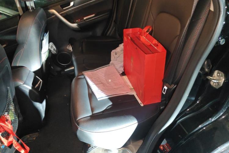 Used Haval H6 2015 Sport Edition 1.5T Automatic Two-Wheel Drive Luxury Model Left Rear Seat