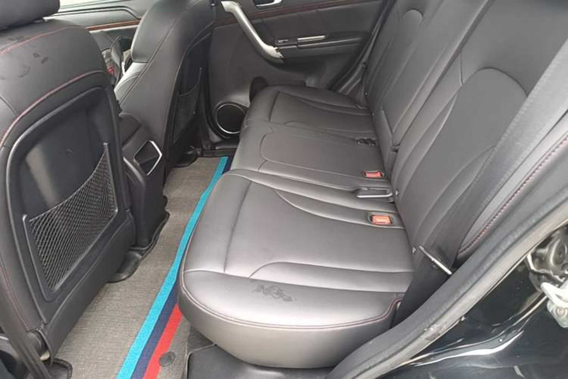 Used Haval H6 2015 Revised Version Sport Edition 1.5T Manual Transmission Two-Wheel Drive Elite Grade Left Rear Seat