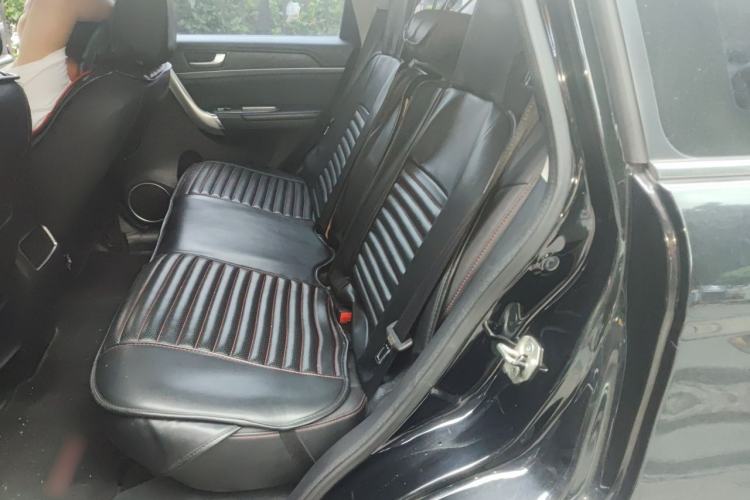 Used Haval H6 2015 Sport Edition 1.5T Automatic Two-Wheel Drive Luxury Model Left Rear Seat