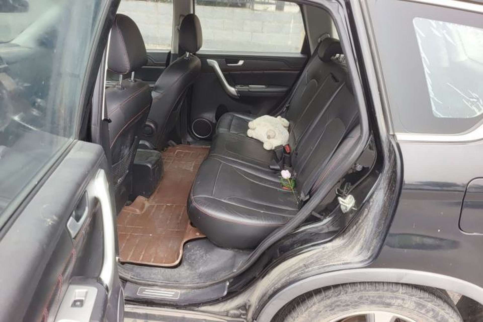 Used Haval H6 2015 Sport Edition 1.5T Manual Two-Wheel Drive Elite Model Left Rear Seat