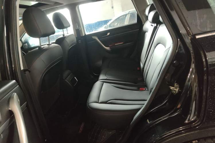 Used Haval H6 2015 Sport Edition 1.5T Automatic Two-Wheel Drive Luxury Model Left Rear Seat