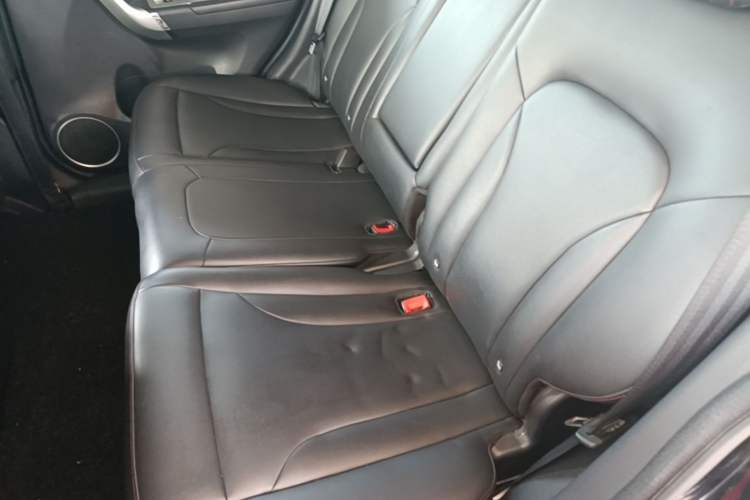 Used Haval H6 2015 Sport Edition 1.5T Automatic Two-Wheel Drive Luxury Model Left Rear Seat