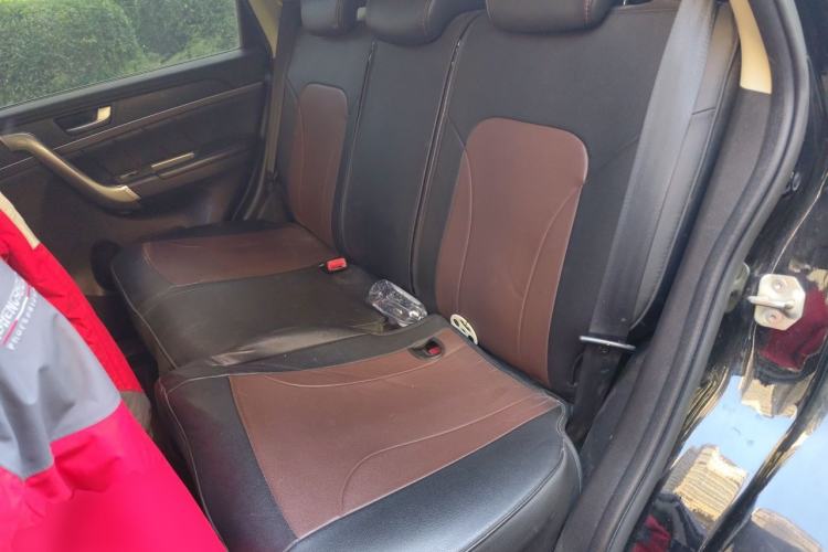 Used Haval H6 2015 Sport Edition 1.5T Automatic Two-Wheel Drive Luxury Model Left Rear Seat