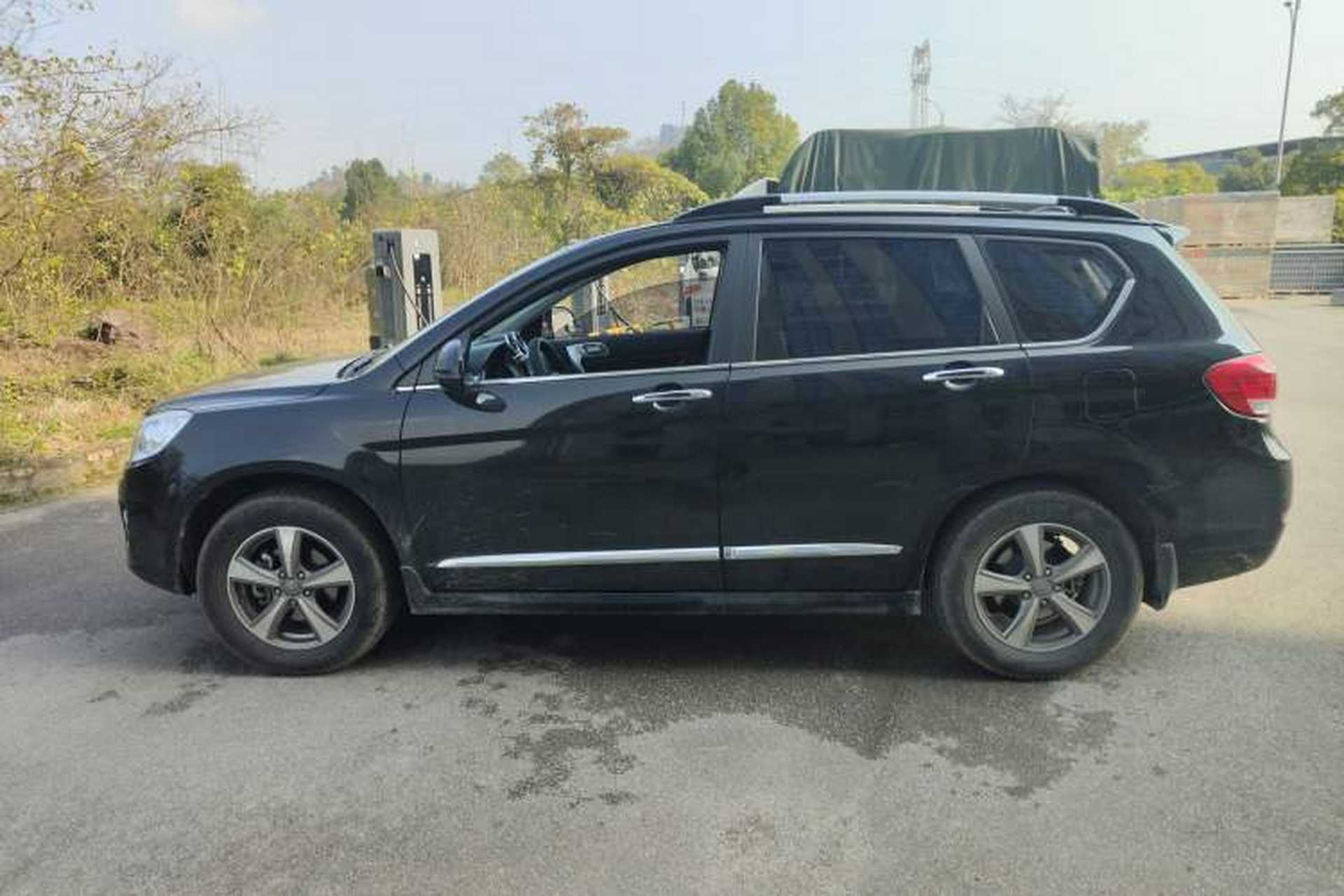 Used Haval H6 2015 Upgraded Model 1.5T Manual 4x4 Elite Version Left Side