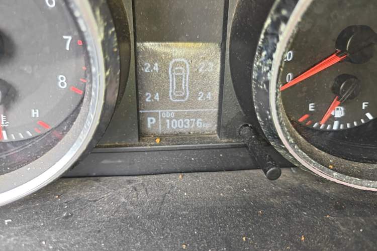 Used Haval H6 2015 Sport Edition 1.5T Automatic Two-Wheel Drive Luxury Model Odometer Close Up