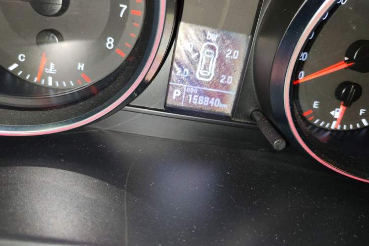 Used Haval H6 2015 Sport Edition 1.5T Automatic Two-Wheel Drive Luxury Model Odometer Close Up