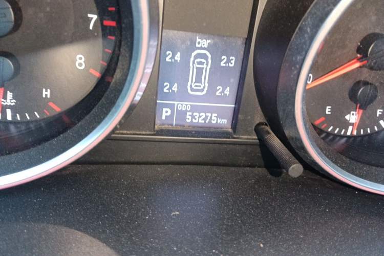 Used Haval H6 2015 Sport Edition 1.5T Automatic Two-Wheel Drive Luxury Model Odometer Close Up
