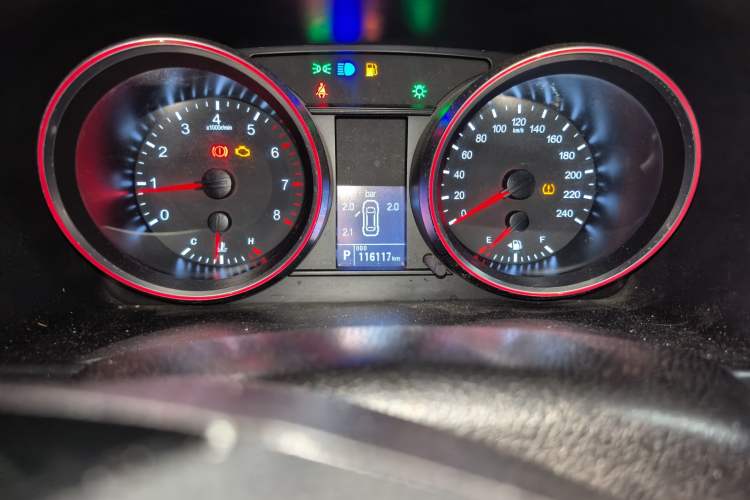 Used Haval H6 2015 Sport Edition 1.5T Automatic Two-Wheel Drive Luxury Model Odometer Close Up