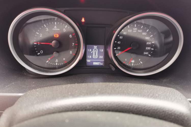 Used Haval H6 2015 Revised Version Sport Edition 1.5T Manual Transmission Two-Wheel Drive Elite Grade Odometer Close Up