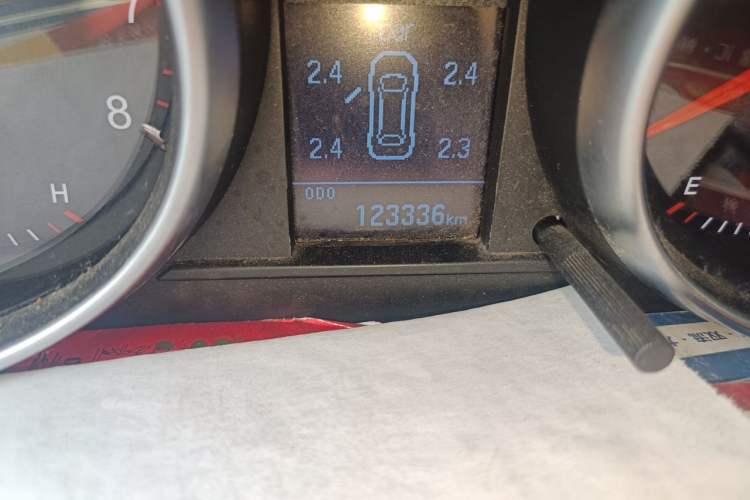 Used Haval H6 2015 Upgraded Model 1.5T Manual 4x4 Elite Version Odometer Close Up
