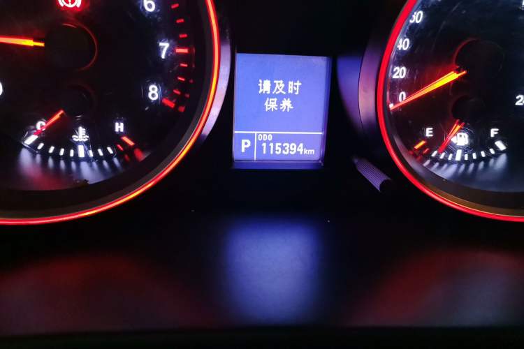 Used Haval H6 2015 Sport Edition 1.5T Automatic Two-Wheel Drive Luxury Model Odometer Close Up