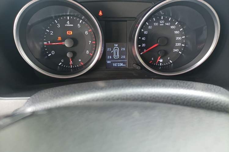 Used Haval H6 2015 Revised Version Sport Edition 1.5T Manual Two-Wheel Drive Premium Trim Odometer Close Up