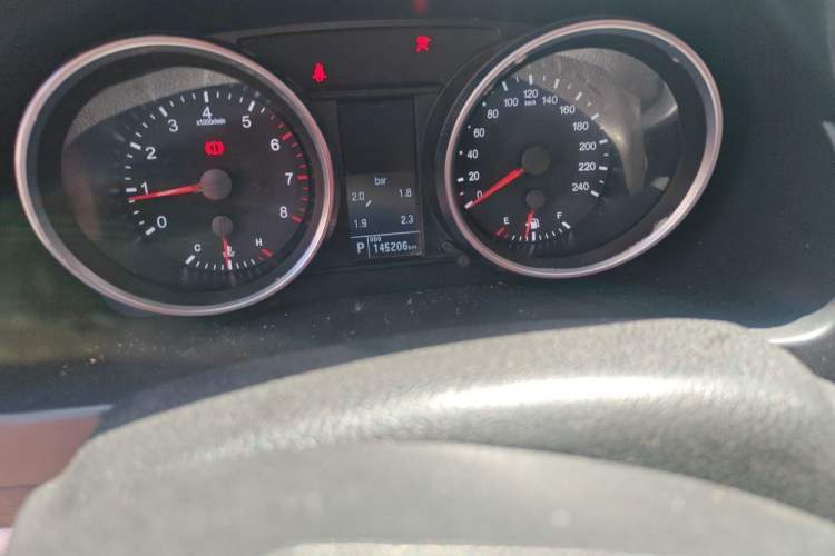 Used Haval H6 2015 Sport Edition 1.5T Automatic Two-Wheel Drive Luxury Model Odometer Close Up