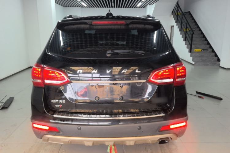 Used Haval H6 2015 Sport Edition 1.5T Automatic Two-Wheel Drive Luxury Model Rear