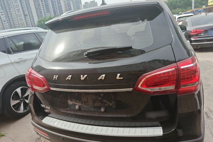 Used Haval H6 2015 Revised Version Sport Edition 1.5T Manual Transmission Two-Wheel Drive Elite Grade Rear