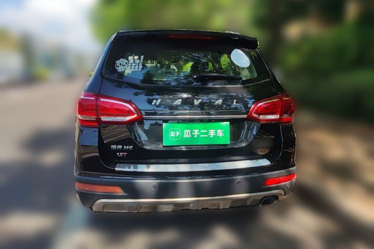 Used Haval H6 2015 Revised Version Sport Edition 1.5T Manual Transmission Two-Wheel Drive Elite Grade Rear
