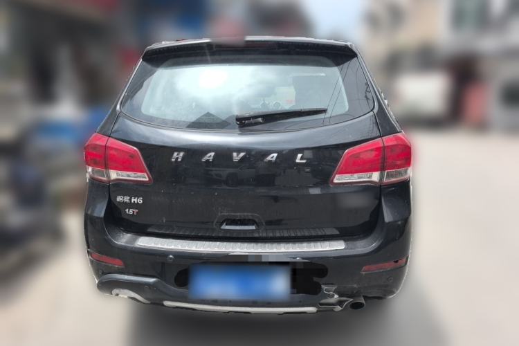 Used Haval H6 2015 Upgraded Model 1.5T Manual Two-Wheel Drive Elite Version Rear