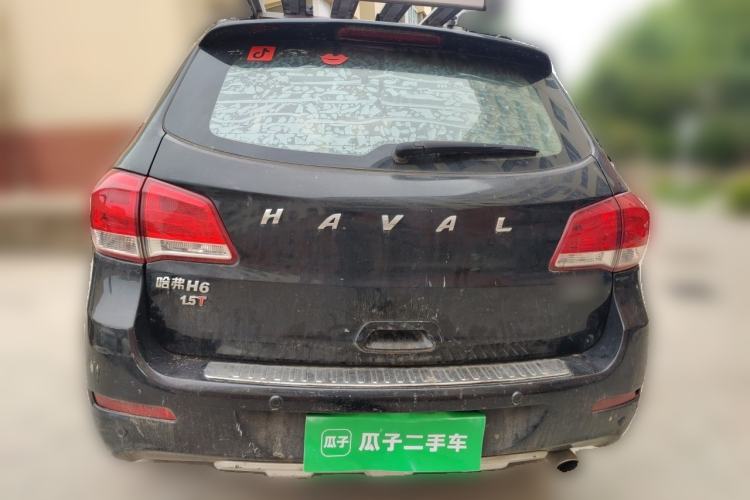 Used Haval H6 2015 Upgraded Model 1.5T Manual Two-Wheel Drive Elite Version Rear