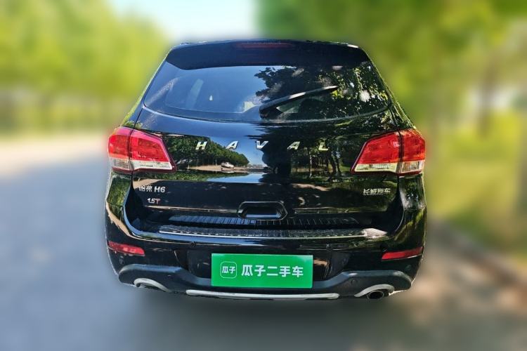 Used Haval H6 2015 Upgraded Model 1.5T Manual Two-Wheel Drive Elite Version Rear
