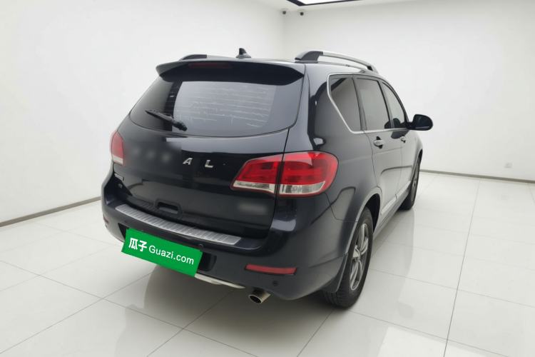 Used Haval H6 2015 Upgraded Model 1.5T Manual Two-Wheel Drive Elite Version Rear Right 45 Deg